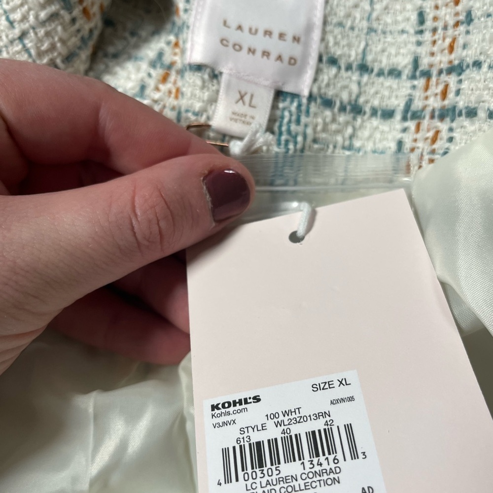 LC Lauren Conrad Blue and Cream Blazer with Vintage Flair - Picture 4 of 8